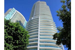 Add Building Entrance, 2127 Brickell Ave, Miami, FL 33129, Sold 02/23/15