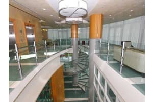 218 SE 14th St, Miami, FL 33131, Sold 10/14/14