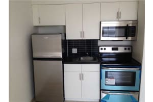 16450 NW 2nd Ave, Miami, FL 33169, Sold 08/07/14