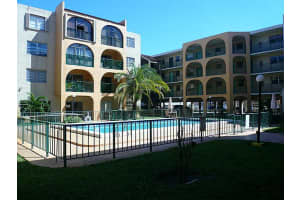 6215 W 20th Ave, Hialeah, FL 33012, Sold 04/28/14