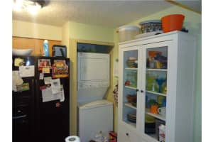 9990 NW 9th St Cir, Miami, FL 33172, Sold 12/18/14