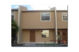3829 SW 99th Ave, Miami, FL 33165, Sold 05/14/14