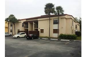 690 W Park Dr, Miami, FL 33172, Sold 08/08/14