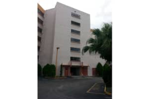 9688 Fontainebleau Blvd, Miami, FL 33172, Sold 06/16/14