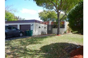 9532 Oakburst Ln E7, Tamarac, FL 33321, Sold 06/20/14