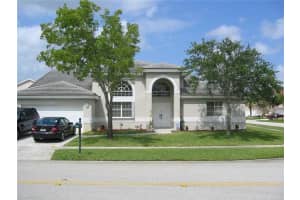 915 NW 197th Terrace, Pembroke Pines, FL 33029, Sold 10/24/14