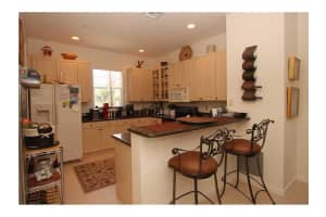 1033 NE 17th Way, Fort Lauderdale, FL 33304, Sold 09/23/14