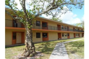 4131 Lakeside Dr, Tamarac, FL 33319, Sold 06/20/14