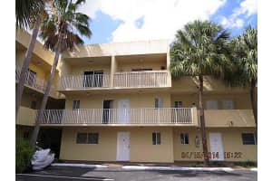 2740 W 76th St, Hialeah, FL 33016, Sold 11/25/14