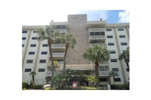 800 NE 195th St, Miami, FL 33179, Sold 12/08/14