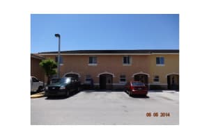 7955 NW 8th St #2d, Miami, FL 33126, Sold 09/30/14