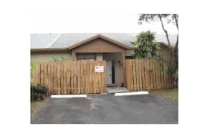 6773 NW 186th Terrace, Hialeah, FL 33015, Sold 07/25/14