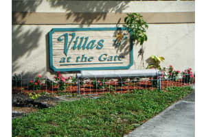 5493 Gate Lake Rd, Tamarac, FL 33319, Sold 10/24/14