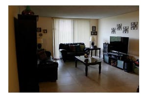 9682 Fontainebleau Blvd, Miami, FL 33172, Sold 03/17/15