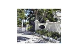 19564 NE 37th Ave, Aventura, FL 33180, Sold 09/05/14