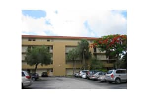 8889 Fontainebleau Blvd, Miami, FL 33172, Sold 08/29/14