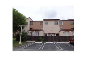545 W Park Dr, Miami, FL 33172, Sold 03/12/15