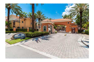 18465 NE 30th Ave, Aventura, FL 33160, Sold 09/25/15