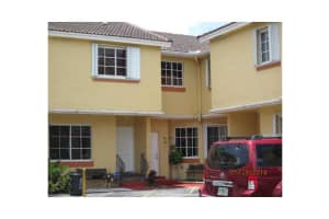8230 NW 10th St, Miami, FL 33126, Sold 08/28/14