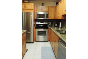 9000 SW 137th St, Miami, FL 33176, Sold 07/30/14