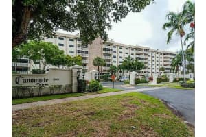 800 NE 195th St, Miami, FL 33179, Sold 10/28/14