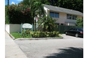 8435 SW 156th Ct, Miami, FL 33193, Sold 10/01/14