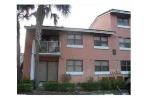 7135 NW 179th St, Hialeah, FL 33015, Sold 08/22/14