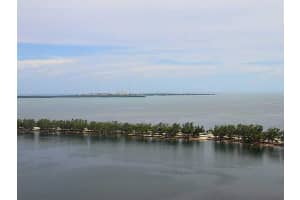 Add Building Entrance, 2127 Brickell Ave, Miami, FL 33129, Sold 06/05/15