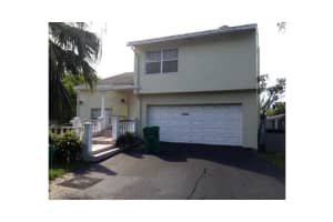 11441 SW 33rd Ln, Miami, FL 33165, Sold 04/13/15