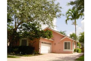 10071 NW 3rd Ct, Plantation, FL 33324, Sold 10/01/14