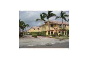 8240 NW 10th St, Miami, FL 33126, Sold 03/27/15
