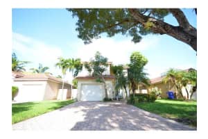 246 NW 107th Ave, Pembroke Pines, FL 33026, Sold 10/31/14