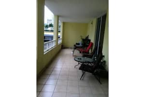 170 SE 14th St, Miami, FL 33131, Sold 05/12/15