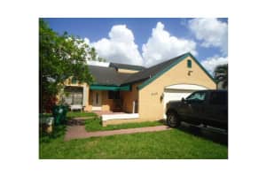 8150 NW 191st St, Hialeah, FL 33015, Sold 03/17/15