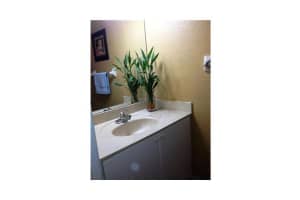 7733 W 36th Ave, Hialeah, FL 33018, Sold 09/25/15