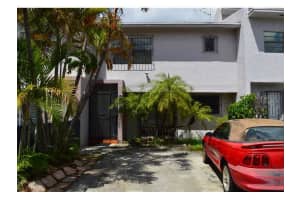 8527 NW 7th St, Miami, FL 33126, Sold 11/04/14