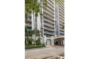 3598 Yacht Club Dr, Aventura, FL 33180, Sold 12/06/14