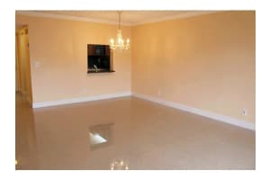 17000 NW 67th Ave, Hialeah, FL 33015, Sold 12/19/14