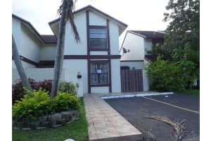 9980 NW 5th Ln, Miami, FL 33172, Sold 11/25/14