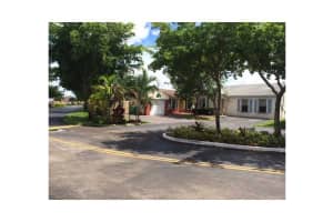 8550 NW 193rd Ln, Hialeah, FL 33015, Sold 03/27/15