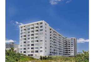 465 Ocean Dr, Miami Beach, FL 33139, Sold 11/07/14