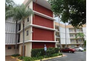 873 NE 195th St, Miami, FL 33179, Sold 05/04/15