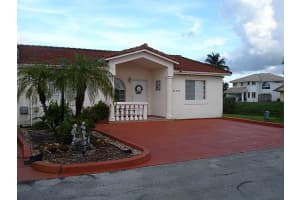 17223 NW 74th Ct, Hialeah, FL 33015, Sold 10/30/14