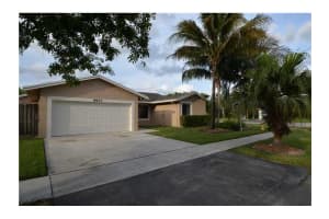 9957 NW 52nd St, Sunrise, FL 33351, Sold 11/25/14