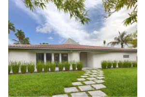 11590 NE 21st Dr, North Miami, FL 33181, Sold 10/28/14