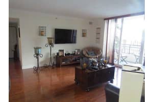 3232 SW 22nd St, Miami, FL 33145, Sold 05/31/16