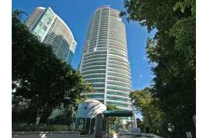 Add Building Entrance, 2127 Brickell Ave, Miami, FL 33129, Sold 04/01/15