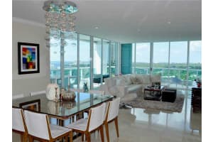 Add Building Entrance, 2127 Brickell Ave, Miami, FL 33129, Sold 05/22/15