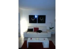 221 Meridian Ave, Miami Beach, FL 33139, Sold 04/24/15