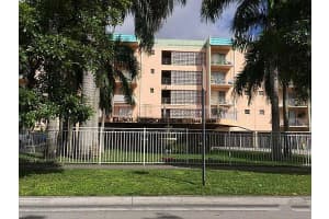 1655 W 44th Pl, Hialeah, FL 33012, Sold 12/29/14